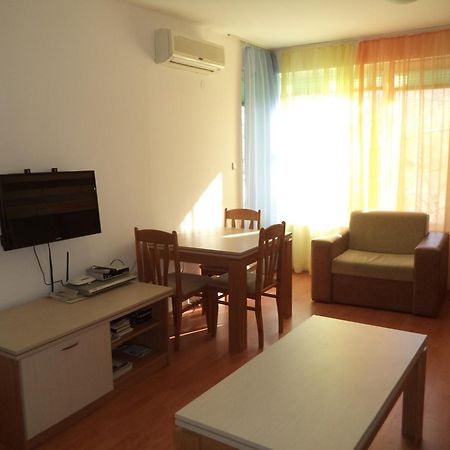 Guest Apartment Dental Space ซันนีบีช ภายนอก รูปภาพ