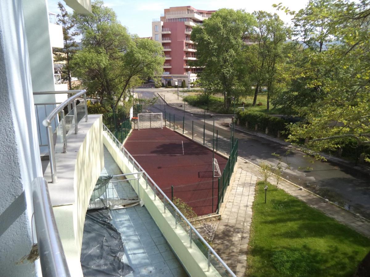 Guest Apartment Dental Space ซันนีบีช ภายนอก รูปภาพ